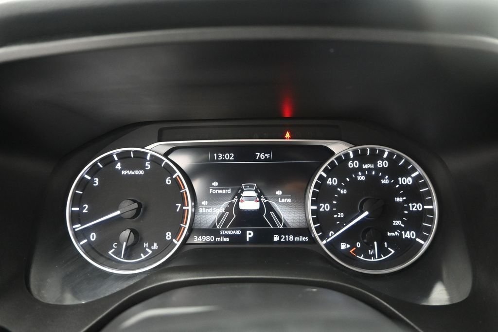 Used 2025 White Nissan SV image 19