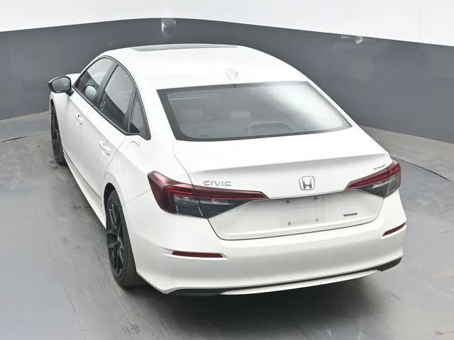 Used 2025 White Honda Sport image 21