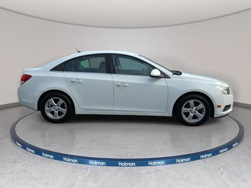 Used 2014 Summit White Chevrolet 1LT image 5