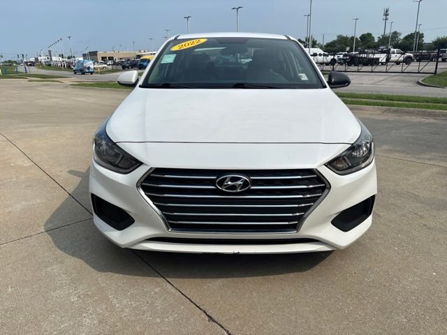 2022 Hyundai Accent SE - Photo 4