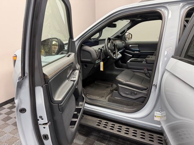 New 2026 Glacier Gray Metallic Tri-Coat Ford Tremor® image 14