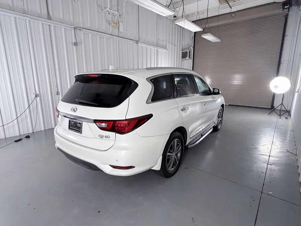 Used 2017 Majestic INFINITI Base image 6