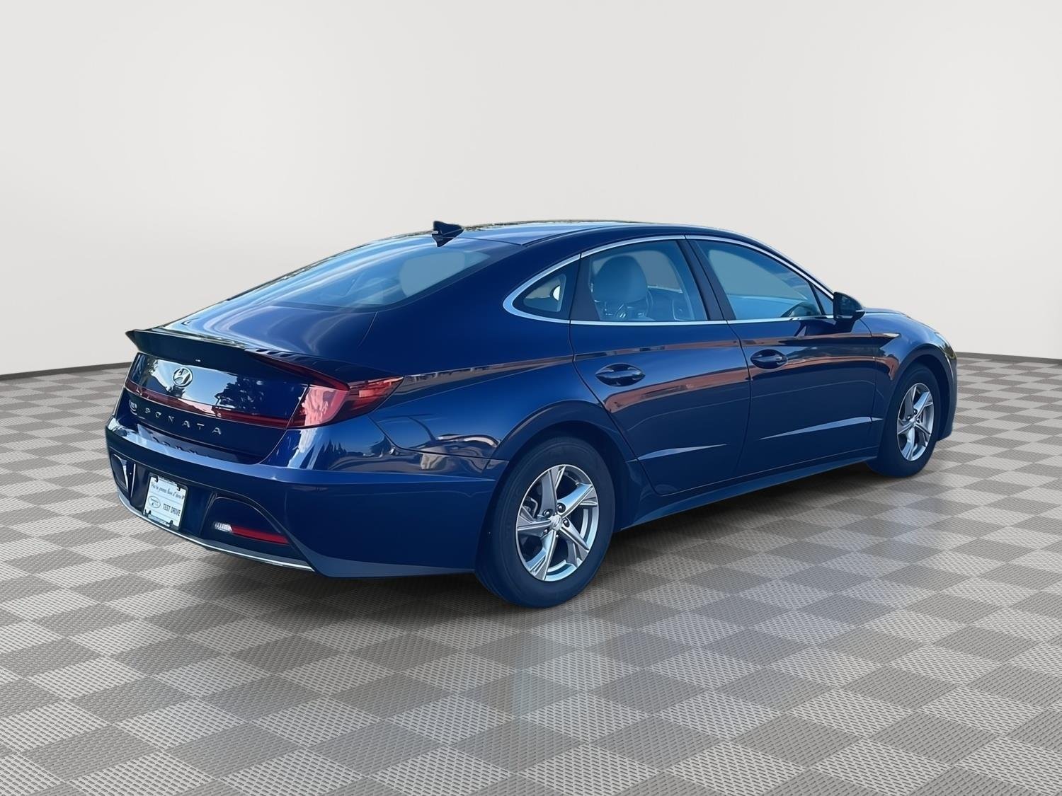 Used 2022 Stormy Sea Hyundai SE image 5