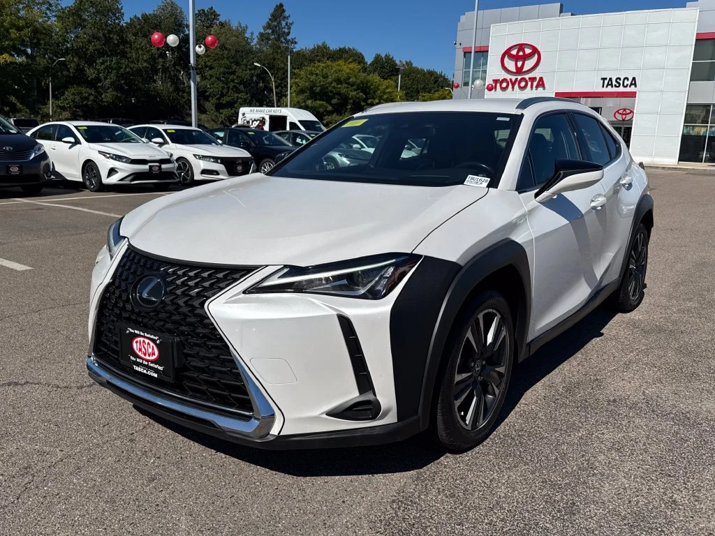 Used 2019 White Lexus 200 Base image 3