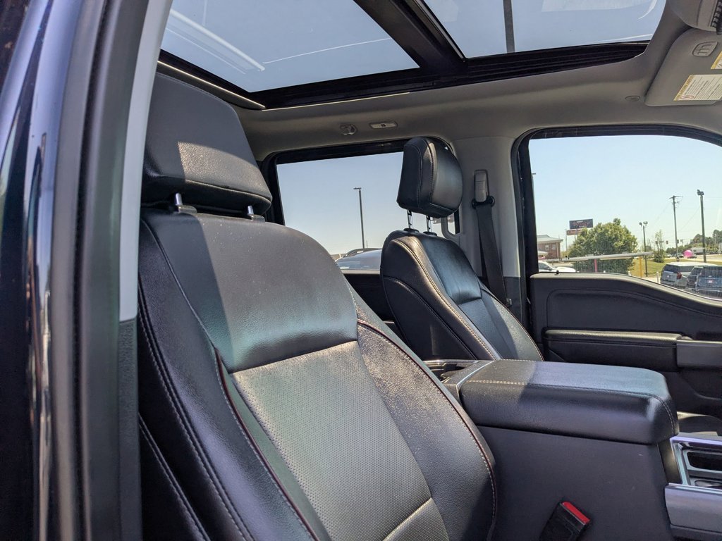 Used 2023  Ford LARIAT image 27