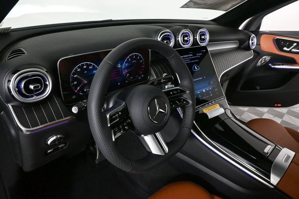 New 2027 Polar White Mercedes-Benz GLC 300 image 43
