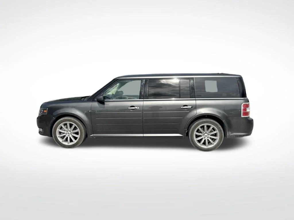 Used 2018 Magnetic Ford Limited image 8