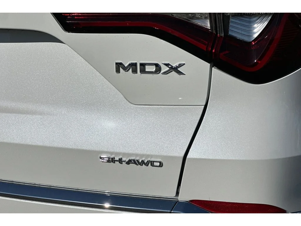 New 2026 Platinum White Pearl Acura w/Technology Package image 22