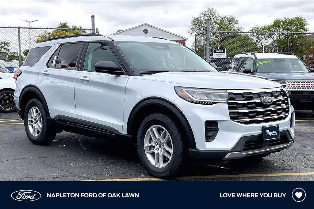 2026 Ford Explorer Active 4WD's photo