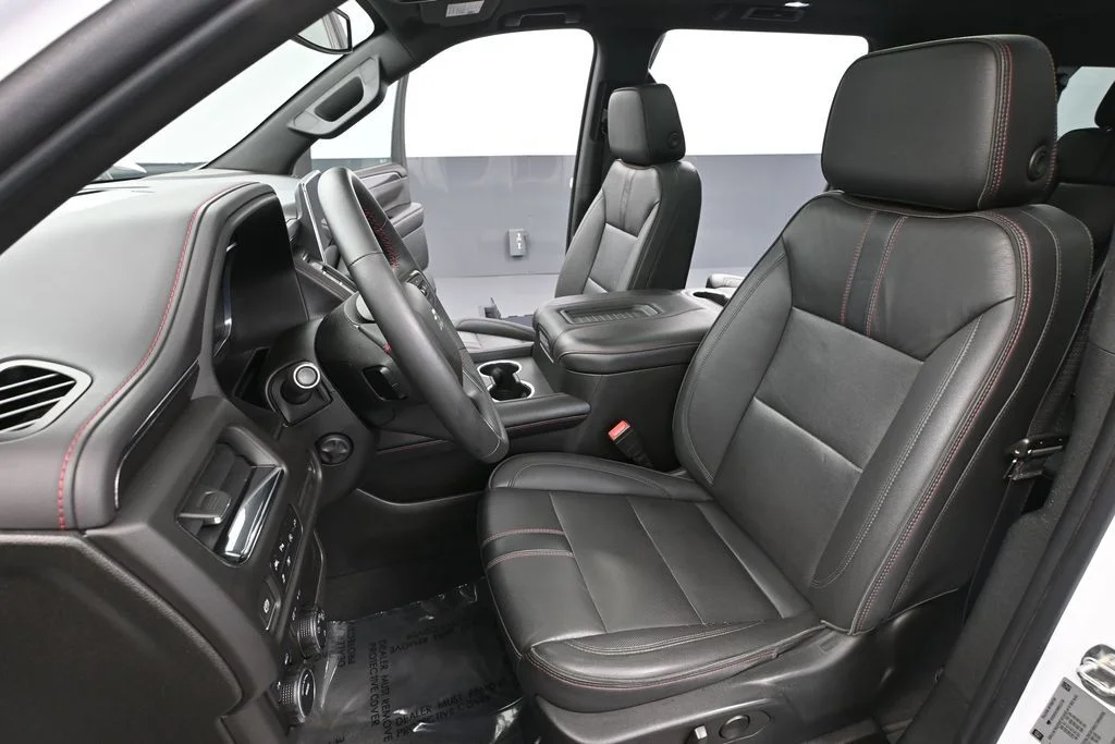 Used 2022 White Chevrolet RST image 28