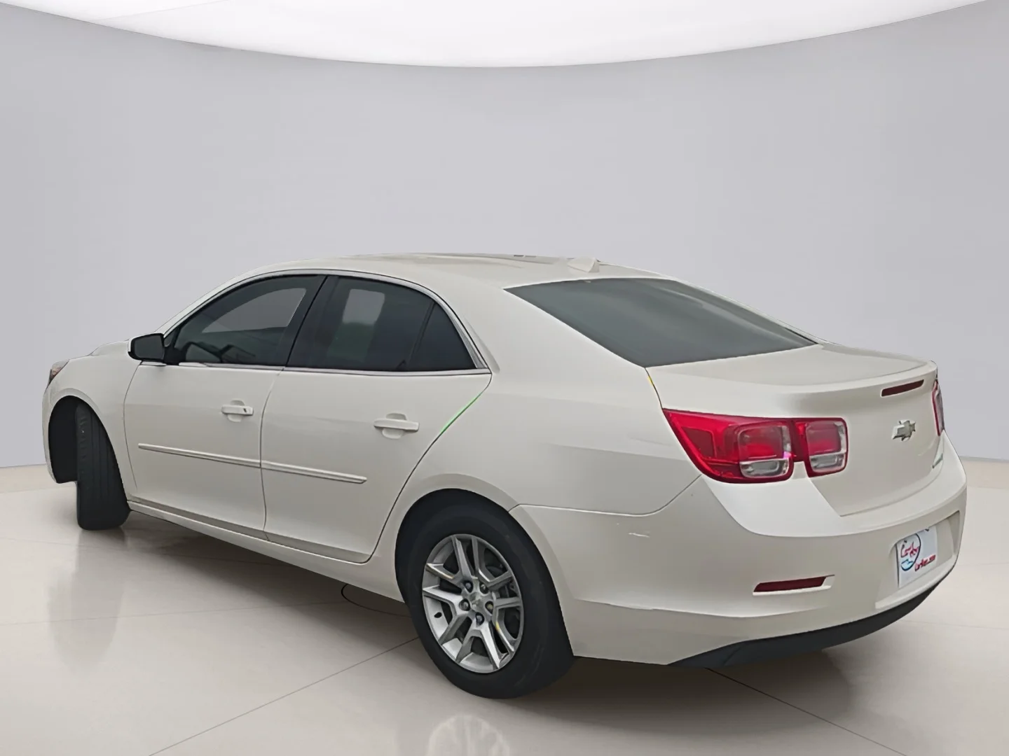 Used 2013 White Chevrolet ECO 2SA image 3