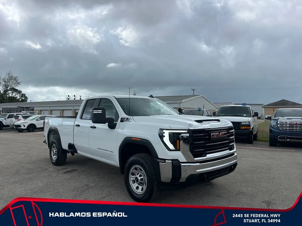 New 2026 Summit White GMC Pro image 2