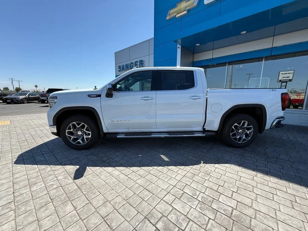 New 2026 Glacier White Tricoat GMC SLT image 7