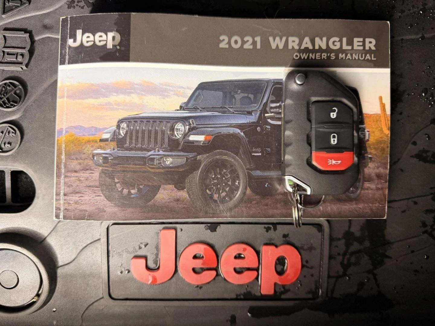 Used 2021 Billet Silver Metallic Clearcoat Jeep Rubicon image 42
