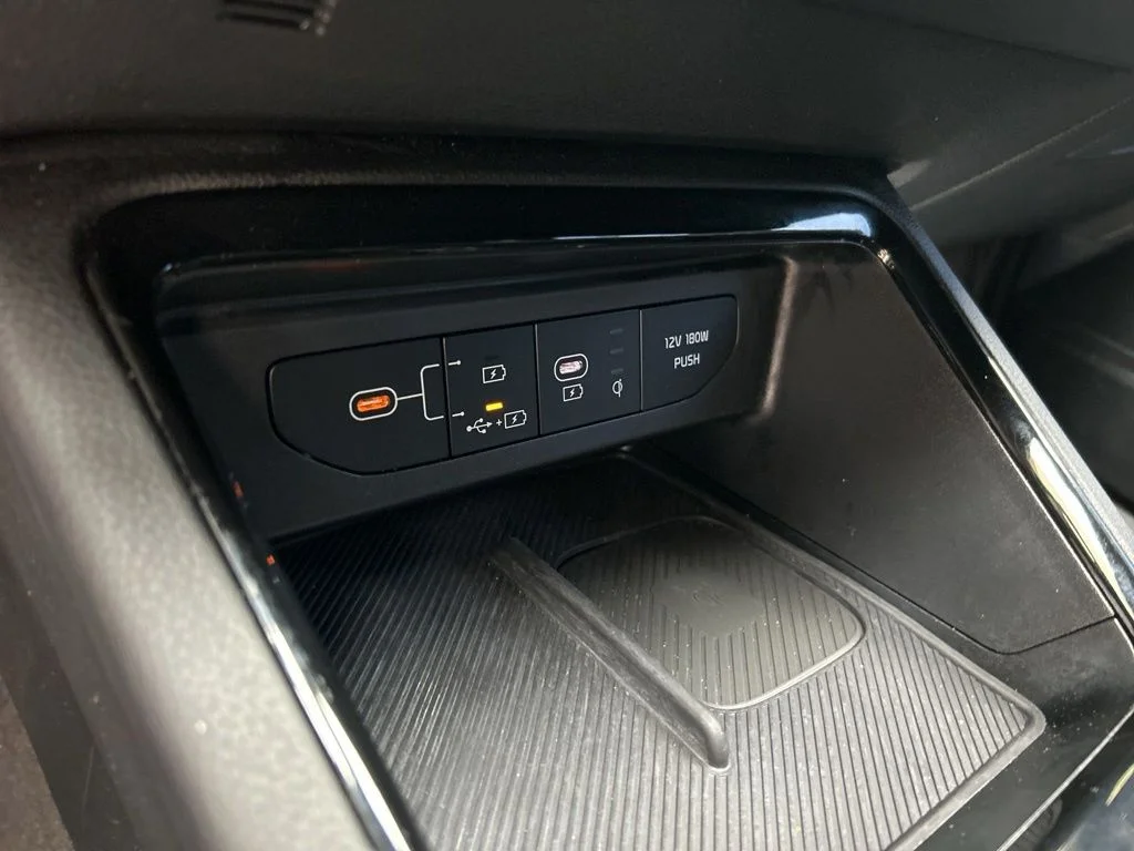 Used 2025 Black Kia GT-Line image 46