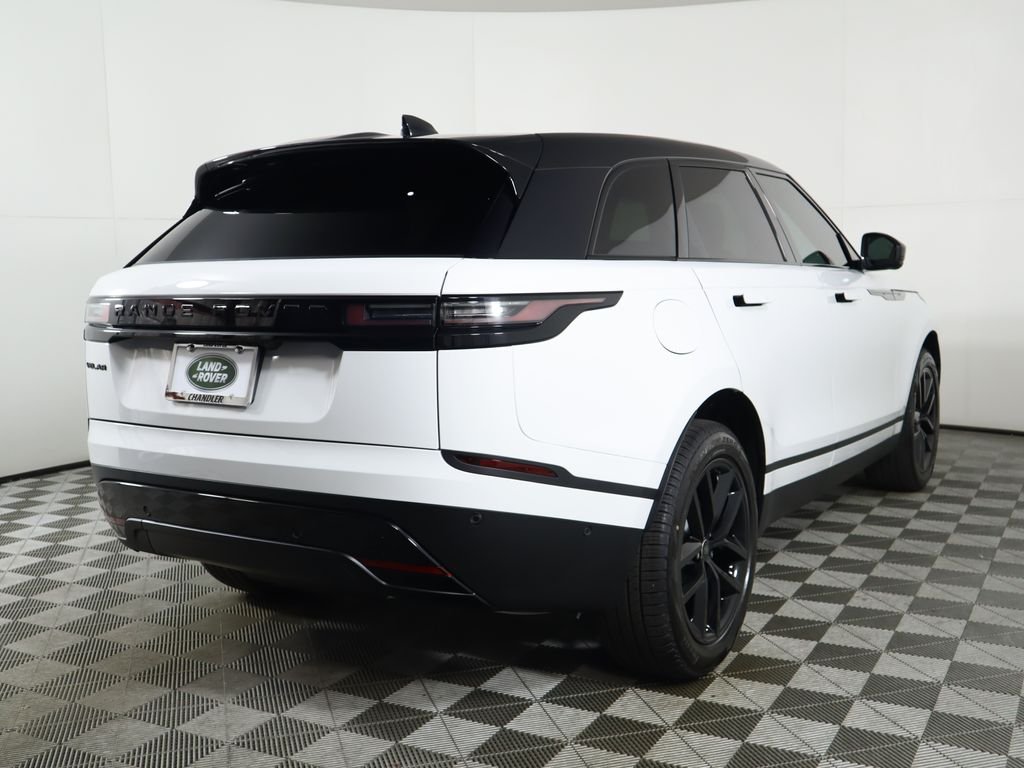 Certified Used 2024 Fuji White Land Rover S image 5