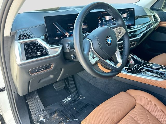 Used 2026 White BMW xDrive40i image 8