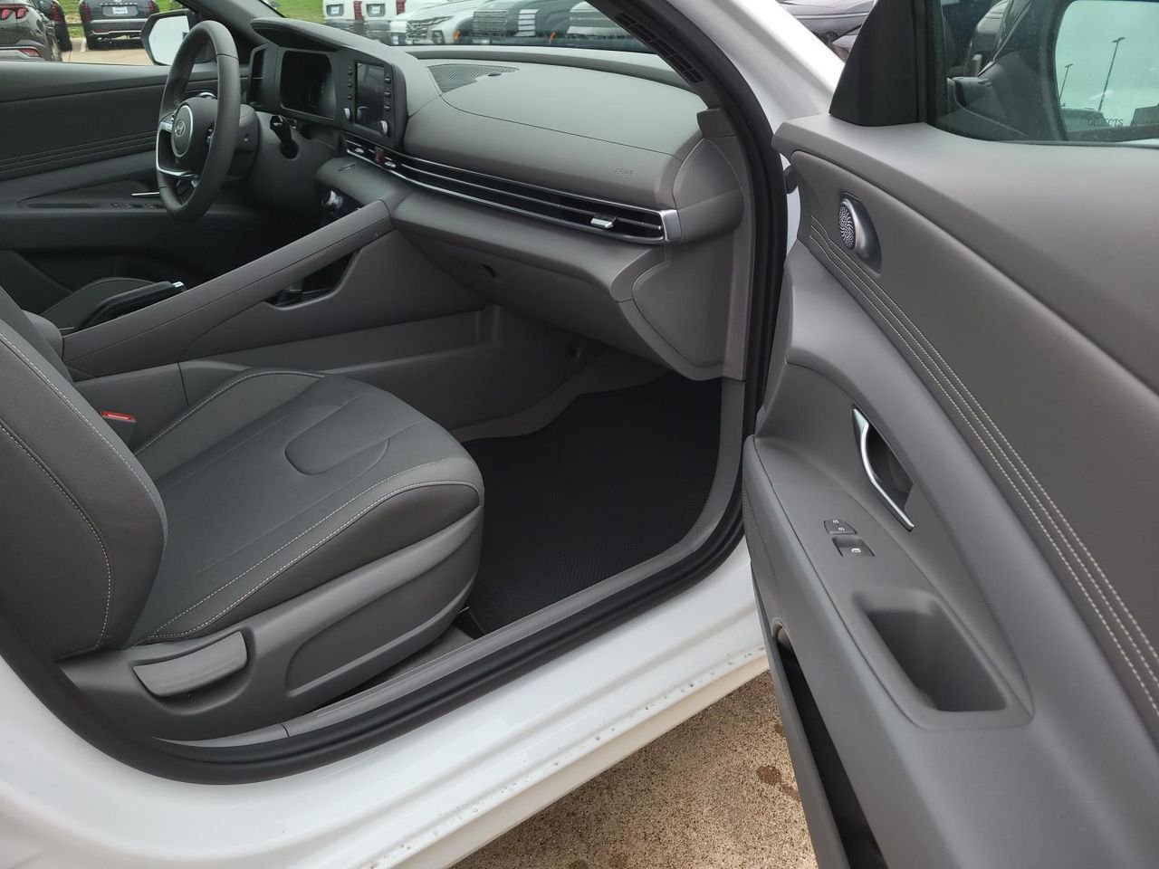 New 2026 Serenity White Pearl Hyundai SEL Sport image 7