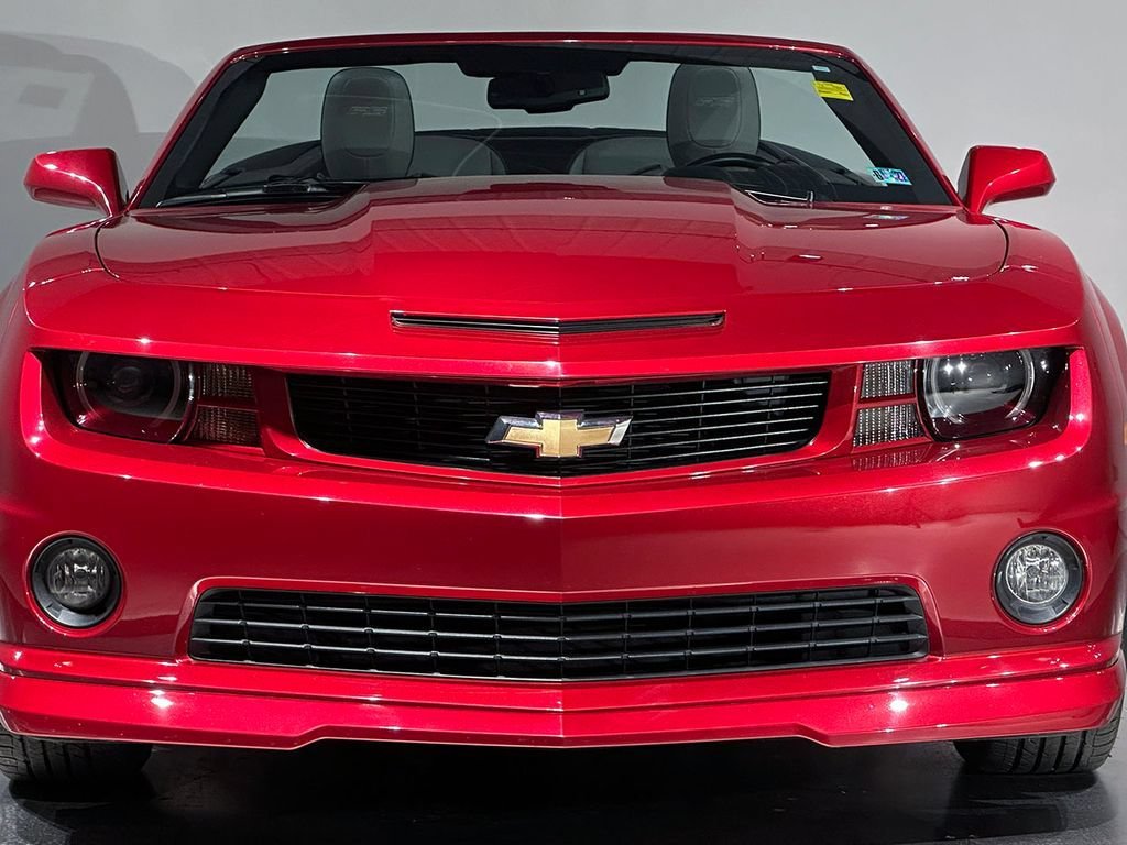 Used 2012 Crystal Red Tintcoat Chevrolet 2SS image 17