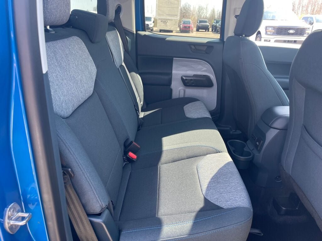 New 2026 E7/Blue Ford XLT image 21