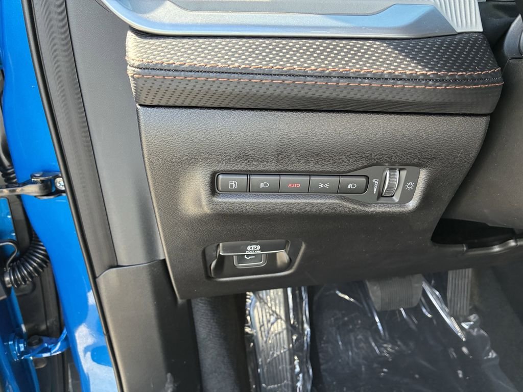 New 2026 Hydro Blue Pearlcoat Jeep Limited image 20