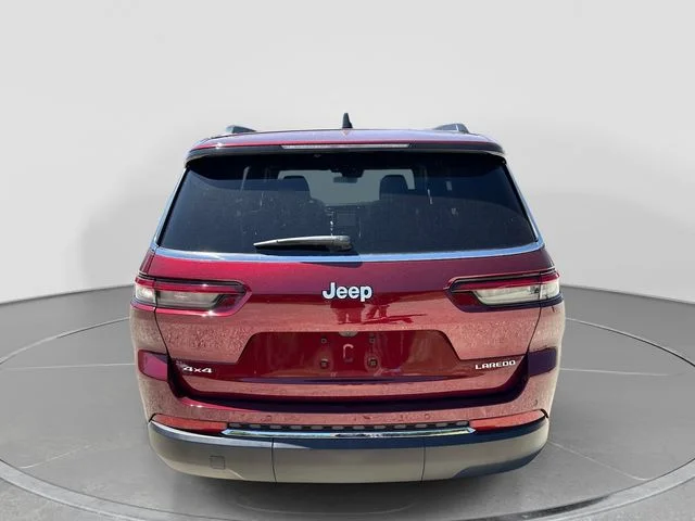 New 2026 Velvet Red Pearl-Coat Exterior Paint Jeep Laredo image 5