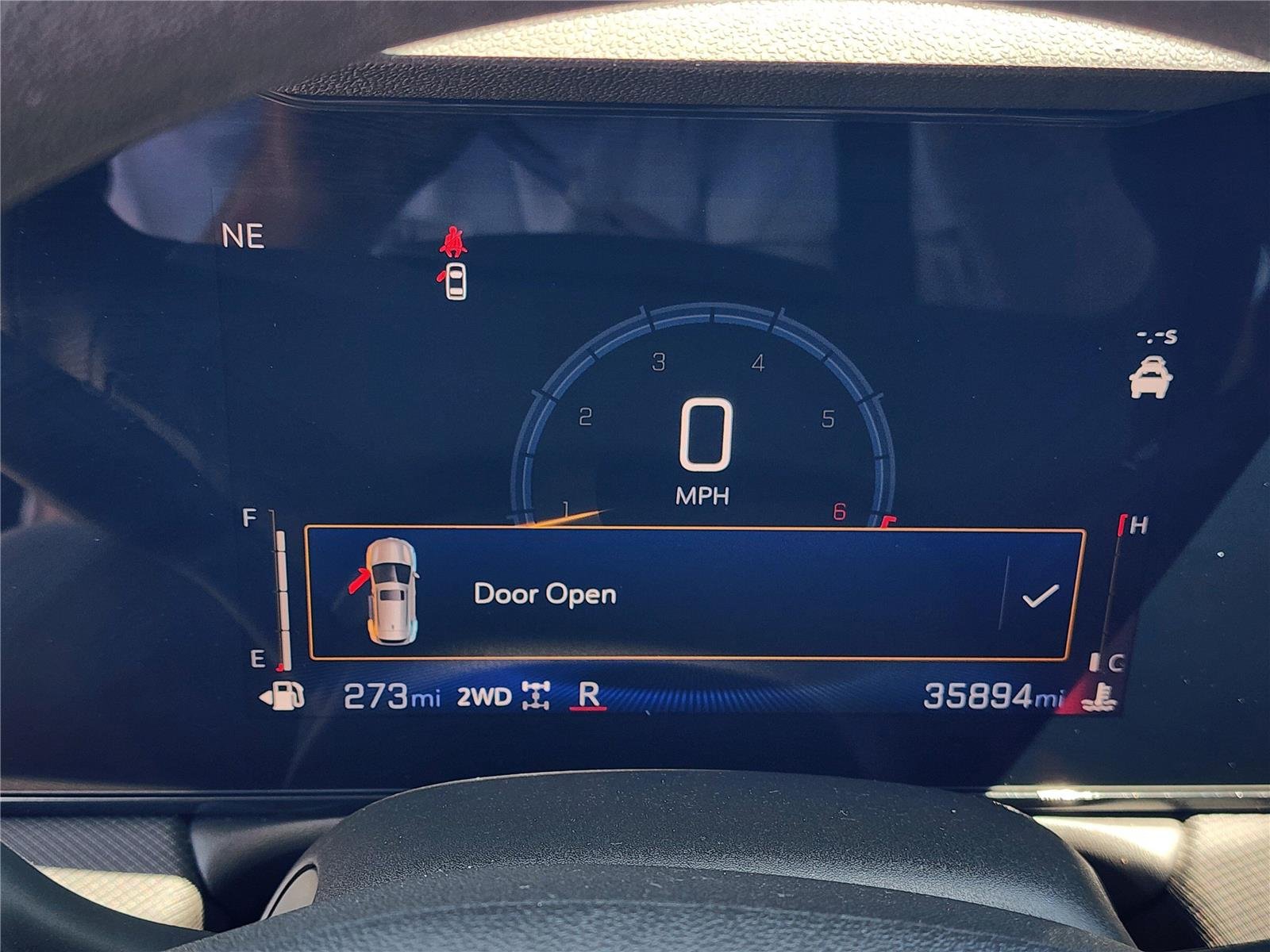 Used 2025 Summit White Chevrolet LT image 16