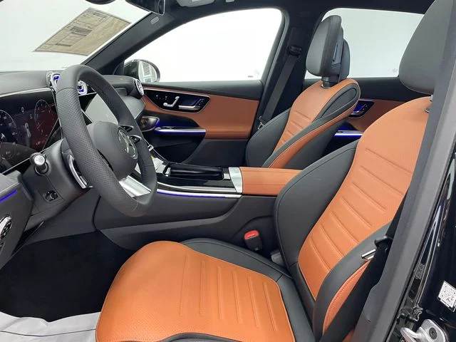 New 2027 Black Mercedes-Benz GLC 300 image 19