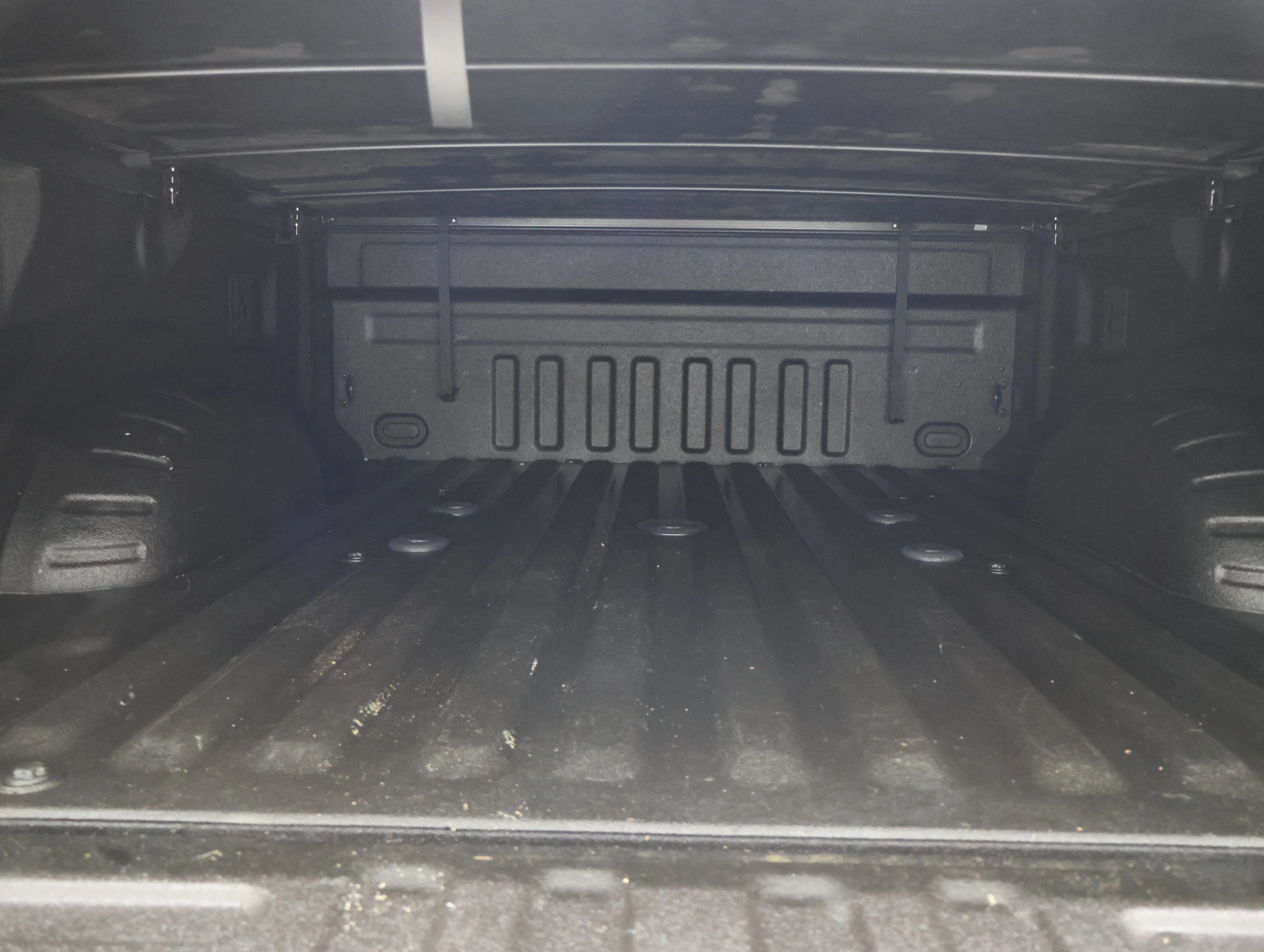 Used 2022 Oxford White Ford XLT image 27