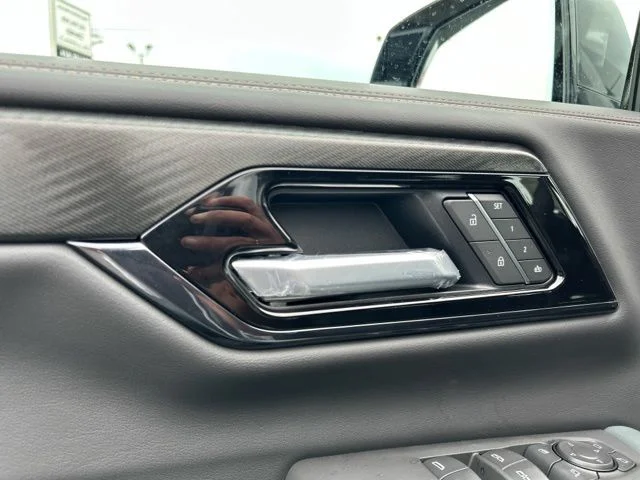 2026 GMC Yukon AT4 - Photo 34