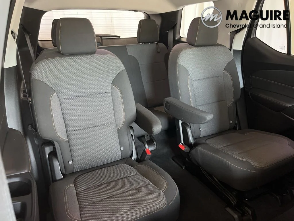 Used 2021 Gray Chevrolet LT image 31