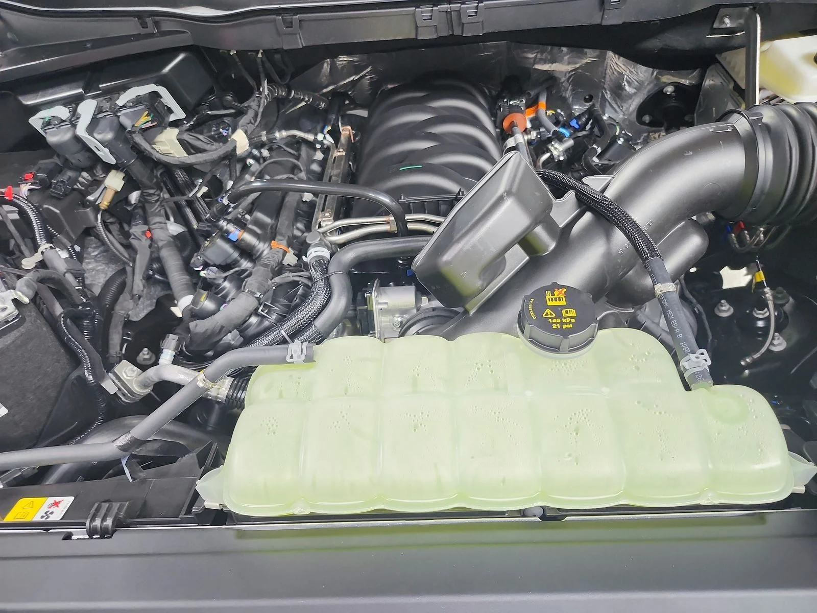 New 2026 Gray Ford Lariat image 17