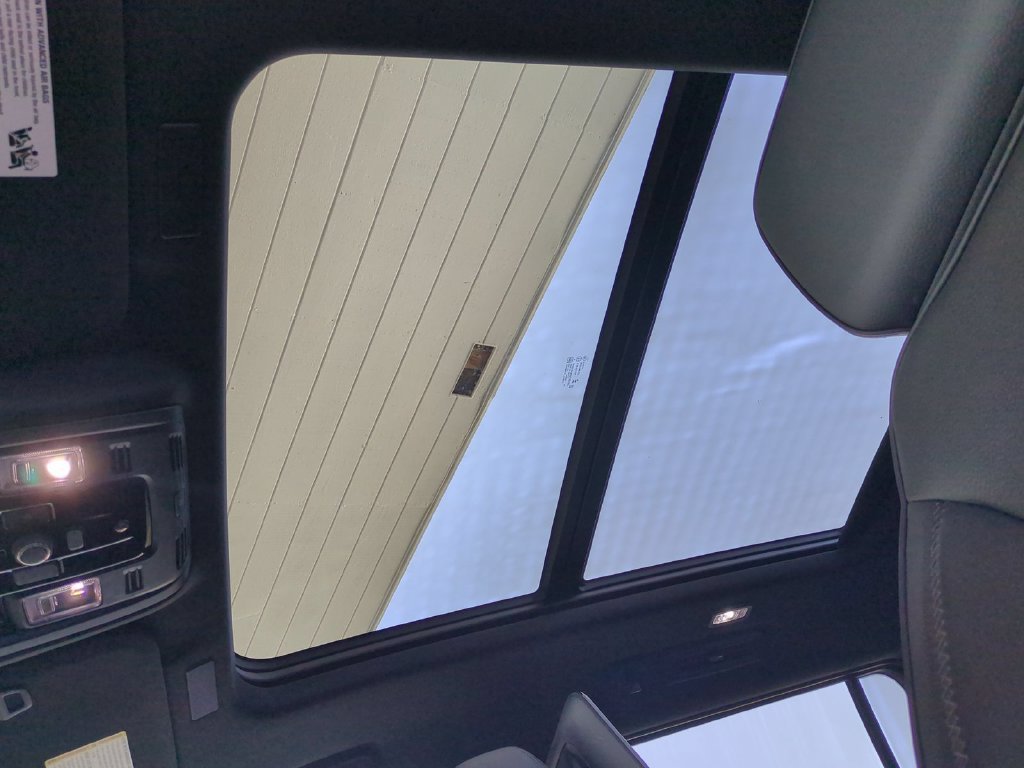 2026 GMC Yukon XL Denali - Photo 21