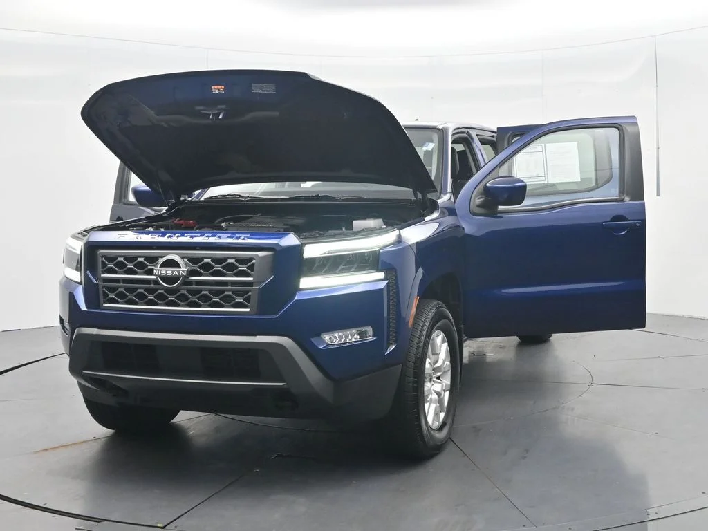 Used 2023 Blue Nissan SV image 56