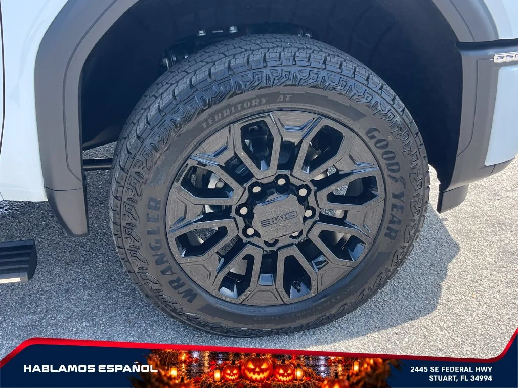 New 2026 Glacier White Tricoat GMC Denali Ultimate image 21