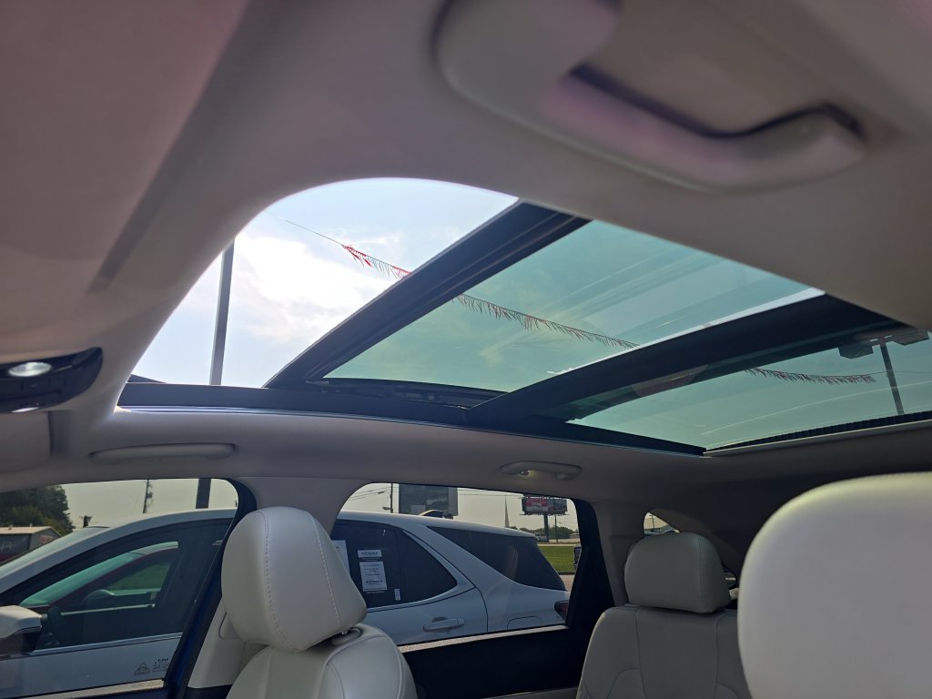 Used 2022 Blue Kia SX image 13