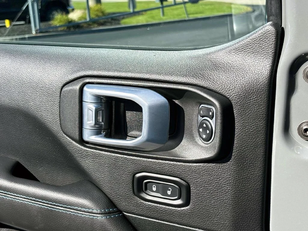 Used 2021 Gray Clearcoat Jeep Unlimited Rubicon 4xe image 19