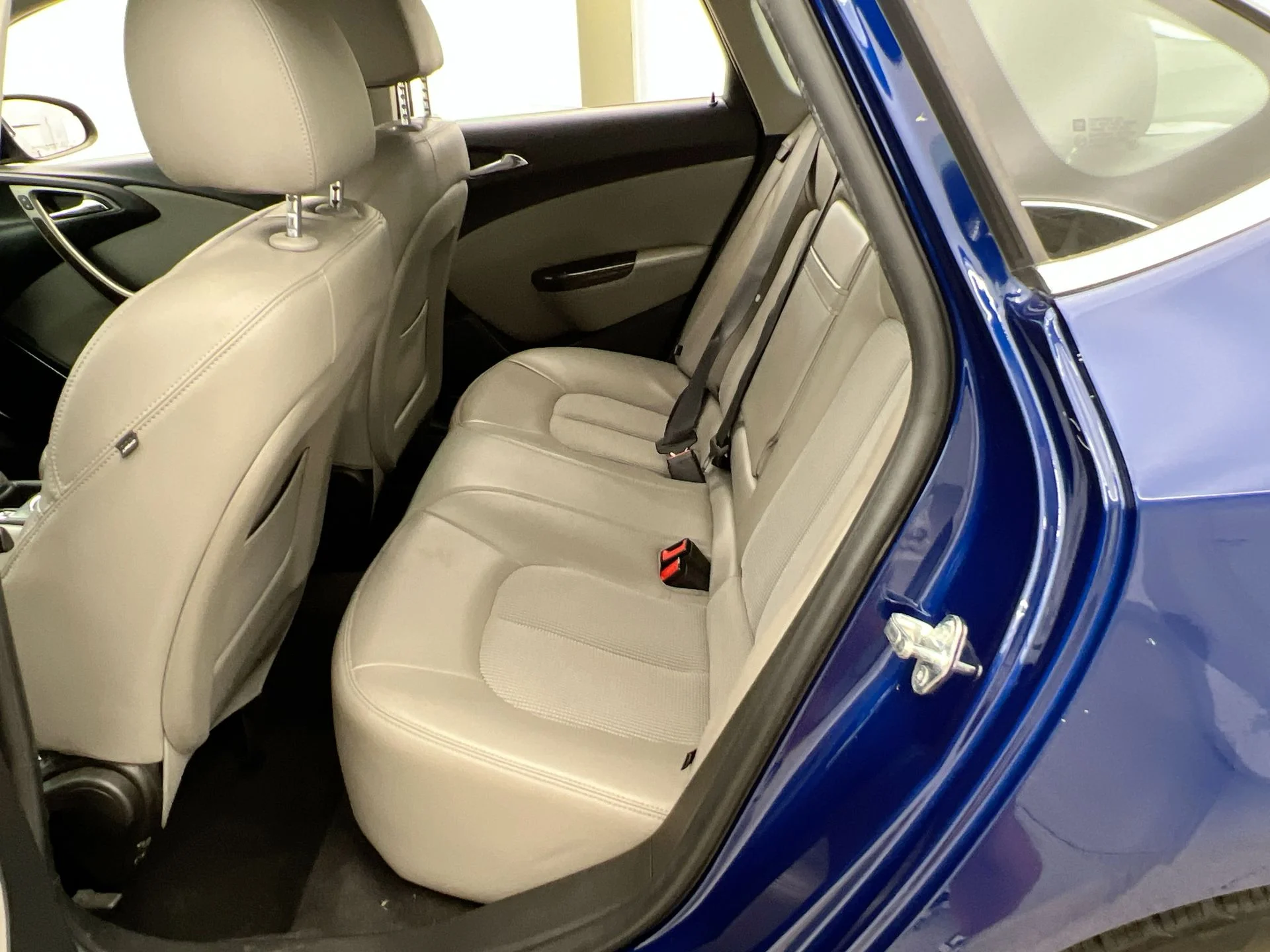 Used 2013 Blue Buick Base image 11