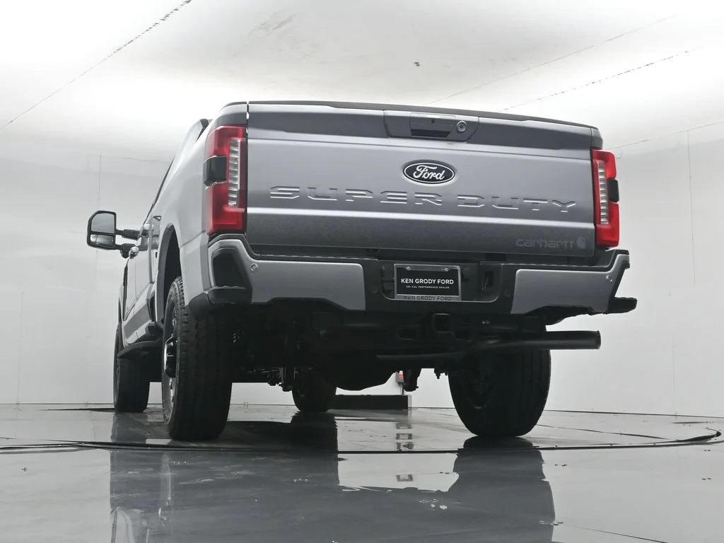 New 2027 Iconic Silver Metallic Ford XLT image 52
