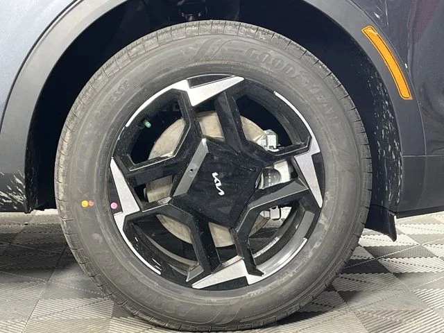 New 2026 Gravity Gray Kia EX image 10