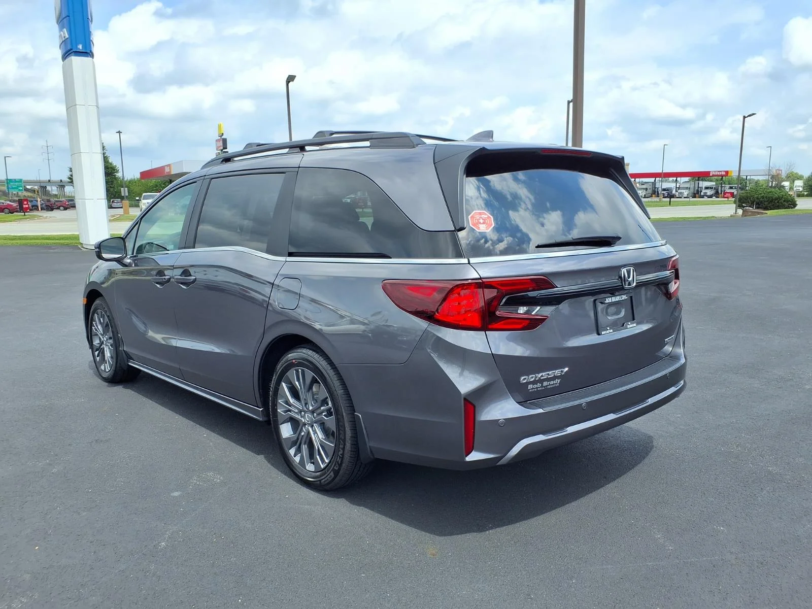 New 2026 Modern Steel Metallic Honda Touring image 14