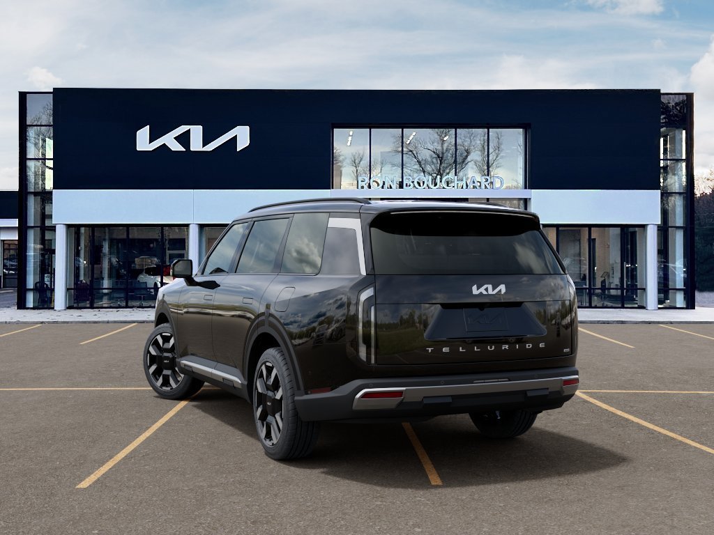 New 2027 Ebony Black Kia S image 4