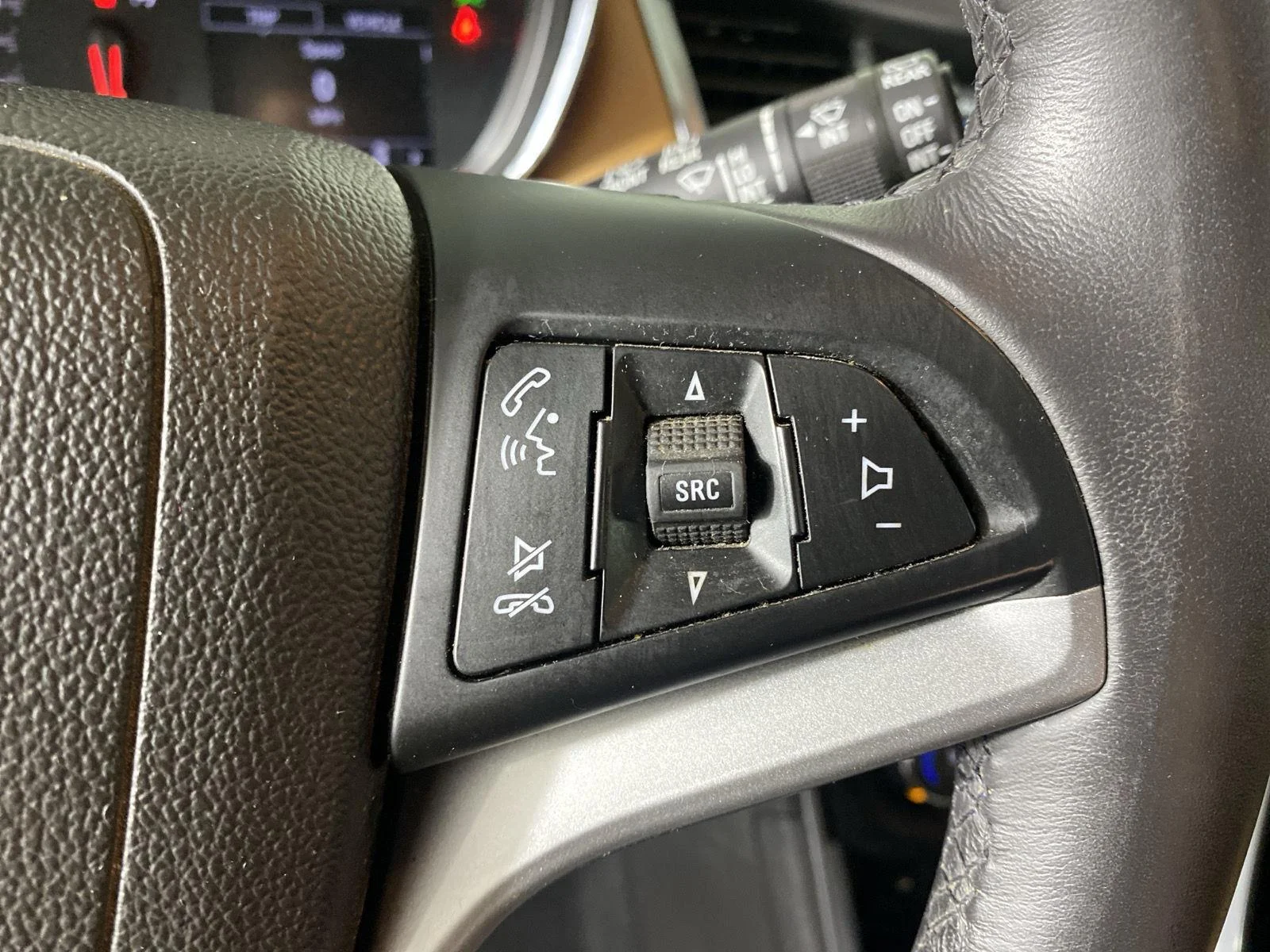 Used 2019 Mosaic Black Metallic Chevrolet Premier image 15