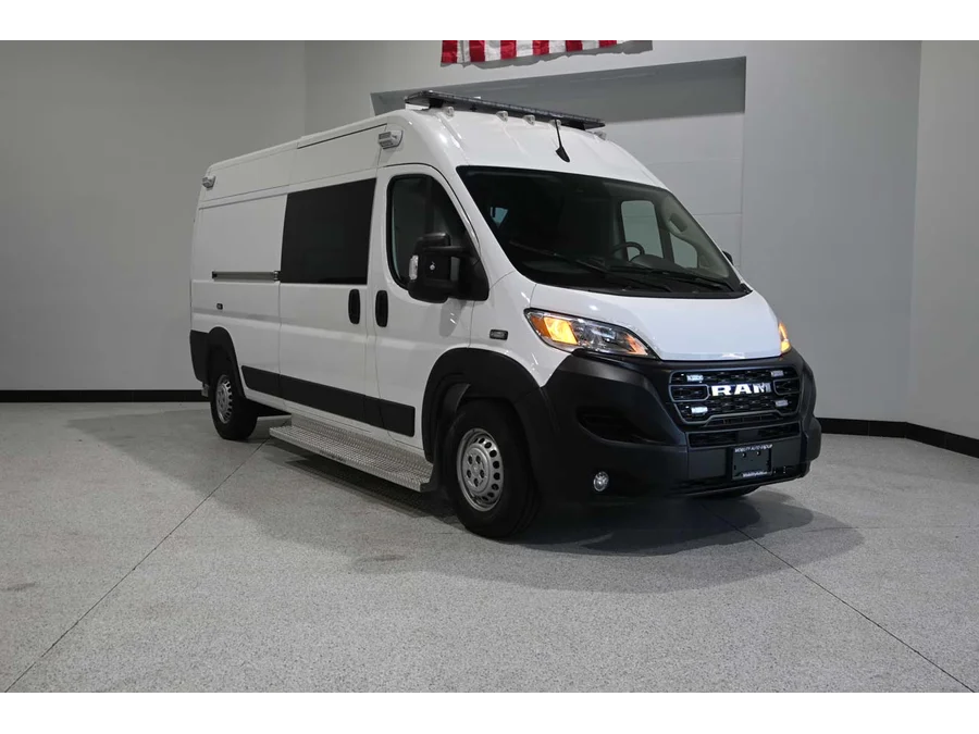 New 2025 WHITE Ram Tradesman image 3