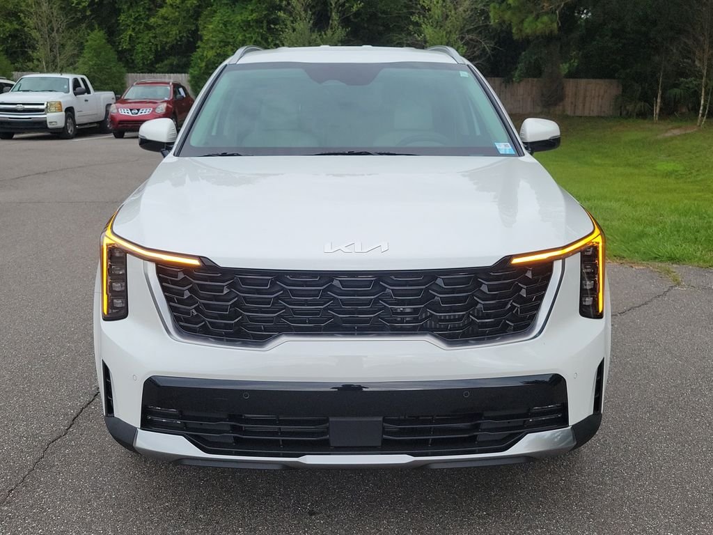 New 2026 Snow White Pearl Kia EX image 2