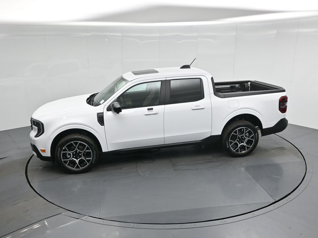 New 2026 Oxford White Ford Lariat image 45
