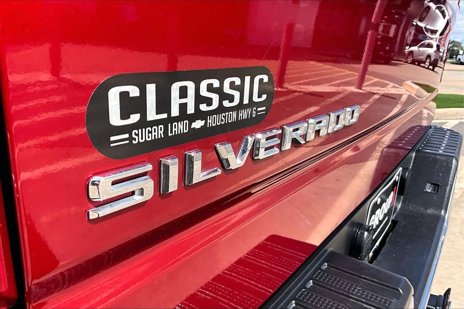 Used 2023 Radiant Red Tintcoat Chevrolet LT image 31