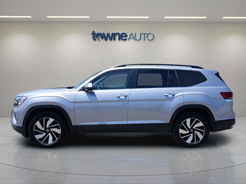 Used 2026 Gray Volkswagen 2.0T SE w/Technology image 2