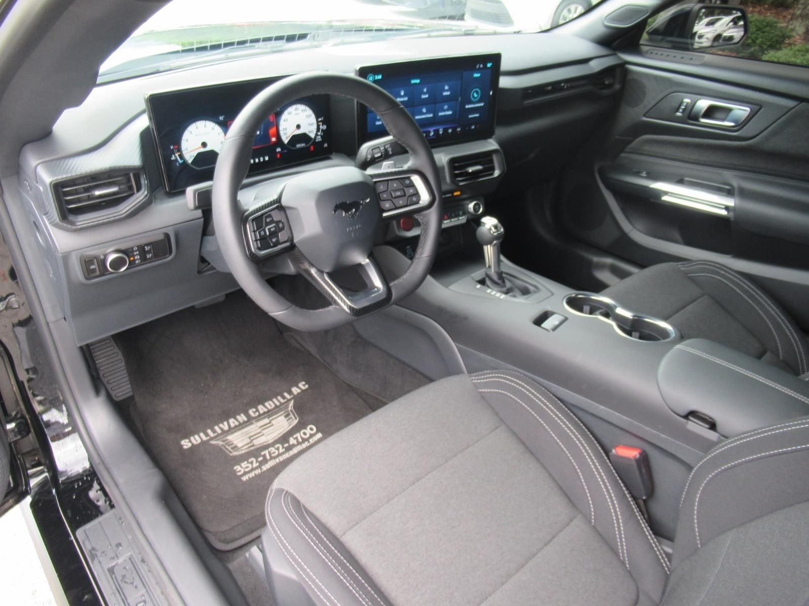 Used 2025 Black Ford GT image 18