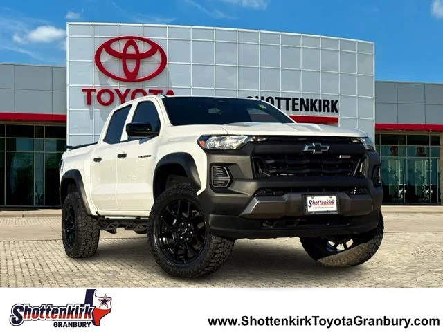 Used 2023 White Chevrolet Trail Boss image 1